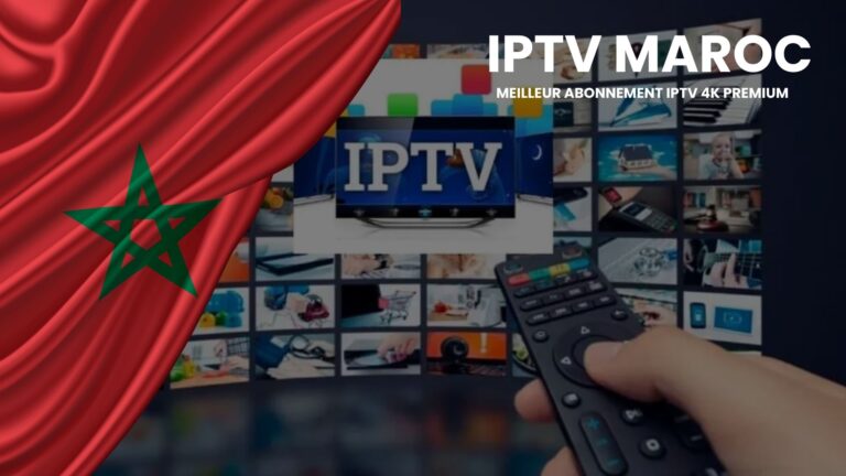 EnParlons.com - Drapeau marocain rouge à étoile verte ondulant à côté d'une main tenant une télécommande devant un écran TV affichant le logo IPTV avec mosaïque de contenus variés, illustrant IPTV Maroc meilleur abonnement IPTV 4K premium pour le public marocain
